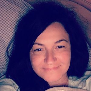 Meet your Posher, Cynthia